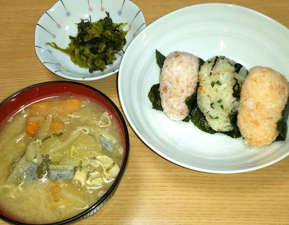 ☆15.09.19夕食☆豚汁おにぎり